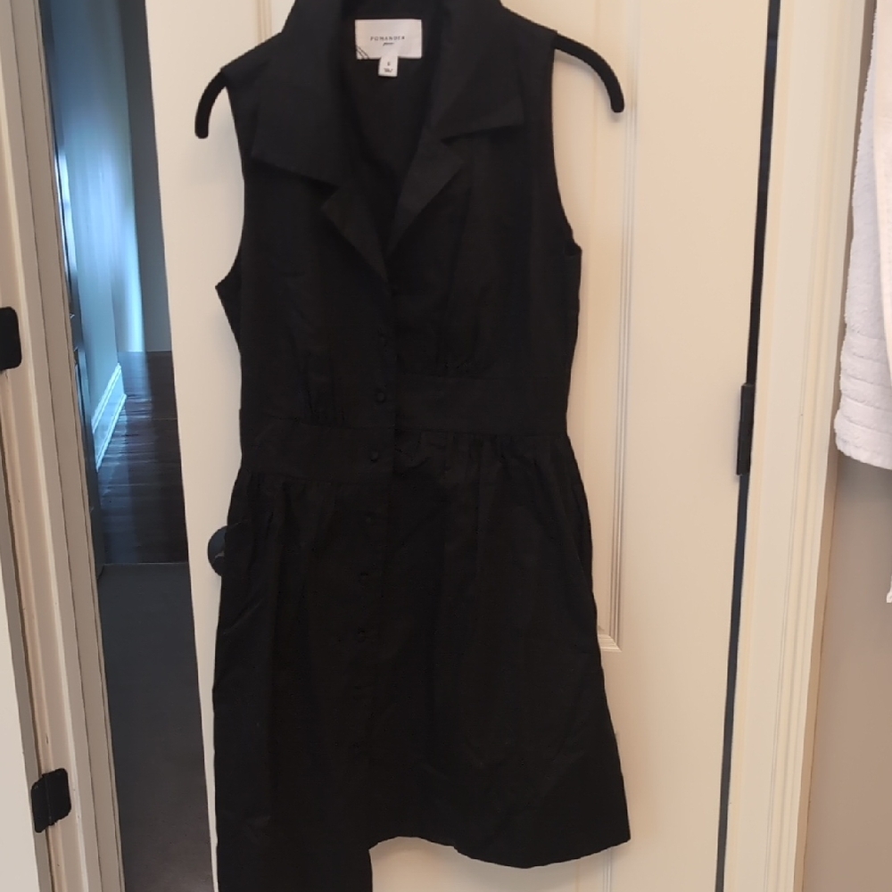 Pomander Place Tuckernuck Black Sleeveless Sheath Dress with Notched Collar